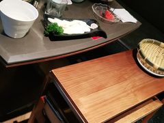 -捞王锅物料理(上海世茂广场店)