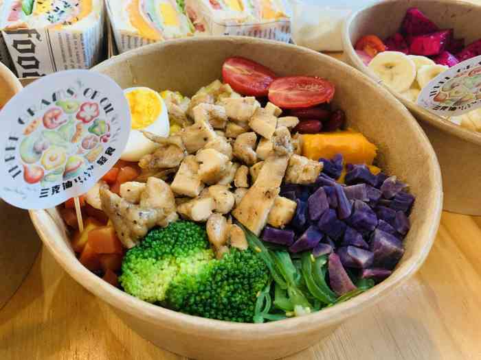 三克油轻食-"「全麦牛排三明治」蔬菜都很新鲜 玉米是.