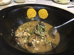 东北炖鱼-东北铁锅炖