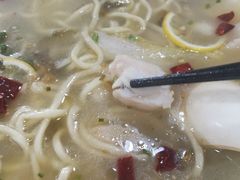 -乐达酸菜鱼面(山师东路店)