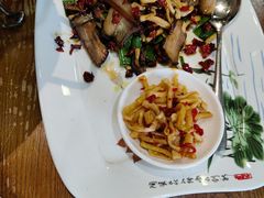 -三湘四水湖南特色餐厅(颐景公寓店)