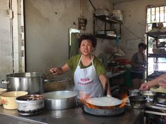 自助取餐区-管记皮肚面