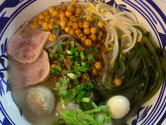-胡大怪手工酸辣粉(安亭店)