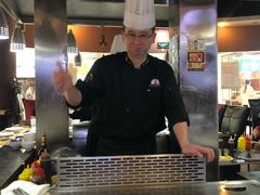 -利昂法式铁板主题餐厅(新奥购物中心店)