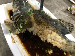 -四川小胡子海鲜(丁村万人海鲜广场店)