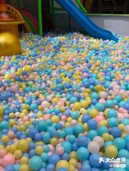 -小玩家儿童主题乐园(世茂广场店)