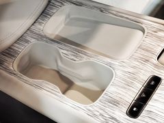 -蔚来中心(北京中关村店)