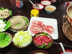 -兰州陈记牛肉面 ·烧烤· 铜锅涮肉(万达店)