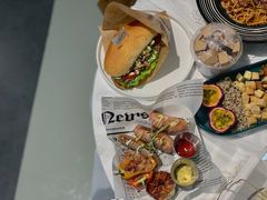 -露露家咖啡店
