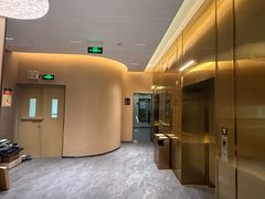 -丽呈睿轩酒店(广州北京路步行街农讲所地铁站店)