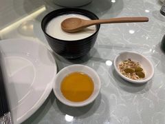 -汗腾格里·风味餐厅(新疆驻京办店)