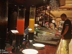 -君来湖滨饭店·玫瑰园