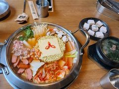 -勾勾锅(联宝公寓店)