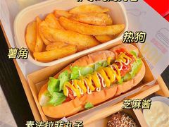 鸡肉卷-YallaYalla丫拉中东料理小吃·清真(太古里店)