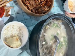 -土砂锅生态山庄·非遗砂锅雅鱼