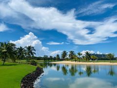 -海南鉴湖蓝湾高尔夫球会