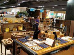 -诚品(信义店)