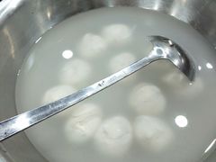 -三里屯土灶炖公鸡地锅鸡(江东店)