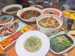 -有红鸡毛店·川菜(建设路店)