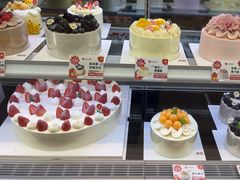 -花花卷卷·鲜食蛋糕(静安久光百货店)