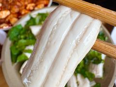 -大众跷脚牛肉馆·非遗传承单位(峨眉山店)