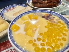 -赵记传承特色牛奶甜品(泉城广场店)