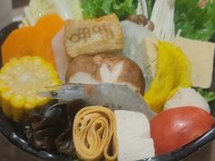 -呷哺呷哺(新世界百货望京店)