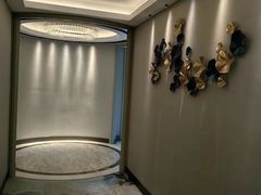 -浅深(世茂滨江精品店)