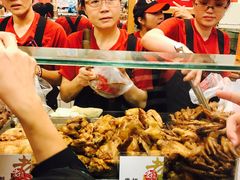 店员和卤味-上海老天禄