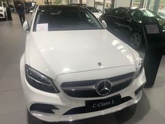 -上海星瀚奔驰4S店(红柳路店)