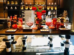 甜品台-康莱德酒店·美庭自助餐厅