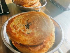 油酥饼-慷富羊肉饸饹