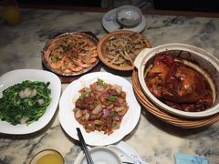 -梁家大院•农家菜(昆山会展中心店)