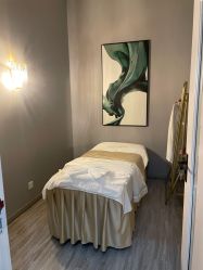 -菩羽·专业美胸·连锁养护中心