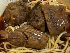 -易毛特色牛肉面(解放碑步行街店)