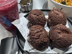 -W COLLECTIVE  DESSERT SHOP