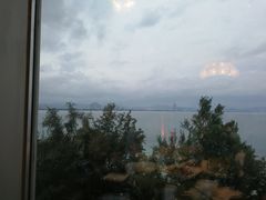 -蜈支洲岛珊瑚酒店临海阁中餐厅
