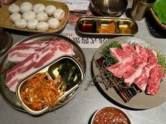 -草家酱蟹炭火烤肉店(珲春南路一店)