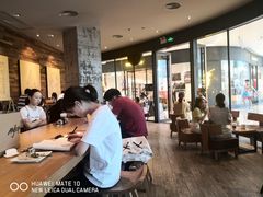 大堂-星巴克(深圳梅林虹湾店)