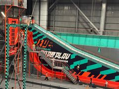 -极限PLAY运动娱乐新世界·团建派对表演休闲馆·室内高空游乐园
