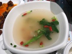 -雍哲港式餐厅(现代广场店)