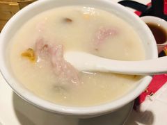 老西关皮蛋瘦肉粥-虾饺妹·酒家(金碧店)