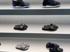 -BALENCIAGA(比斯特苏州购物村店)