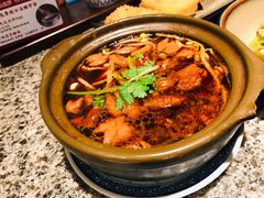 肥肠臭豆腐砂锅-南京大牌档(人民广场店)