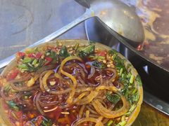 -黄潇洒老火锅(九眼桥宏济巷店)