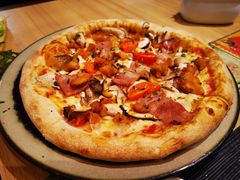 意大利鸡肉菌菇披萨-百特喜·意大利餐厅(八佰伴镇江店)