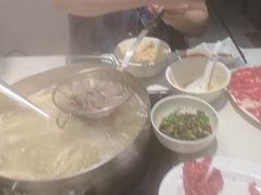 -黑山牛肉汤火锅(花城汇店)