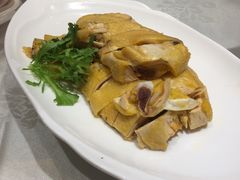 -品悦酒店(三林古镇店)