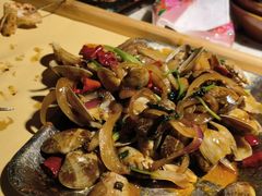 -破瓦寒窑·地摊烤羊排