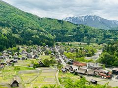 -白川乡与五箇山的合掌构造村落